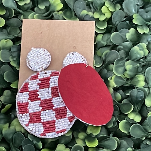 🎉♥️ NEW Game Day Checkered Earrings - Picture 2 of 2